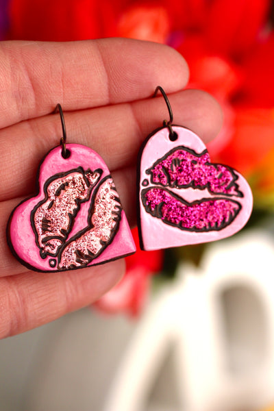 Marilyn’s Kiss Earrings